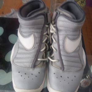 Nike Air Shake Ndestrukt- Youth 6